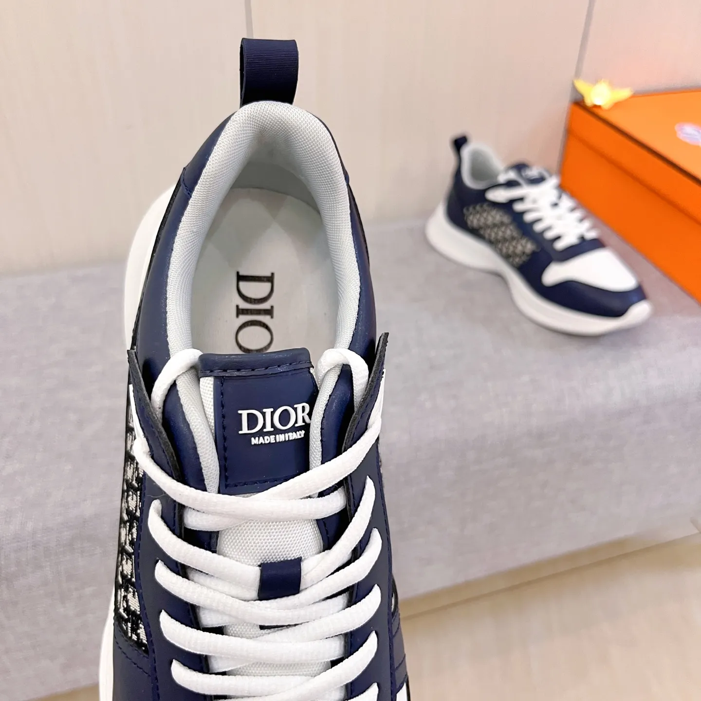 Men's Men's Shoes Men's Shoes 💰 400 Men's Men's Shoes 💰 [ Dior ] 🔥 High-end men's shoes brand official website 1:1 latest masterpiece: the upper is made of Italian imported first-layer cowhide with a comfortable and breathable lining ➕ Original non-slip and wear-resistant outsole 🔥, making walking more convenient and comfortable! An exclusive new model, a stunning work, a beautiful 1:1 replica [color] compared to the official quality! Create a fashionable personality to set off your uniqueness! A must-have for trendy men! Classic🔥Size: 38-44 Color: Multiple colors available🔥.